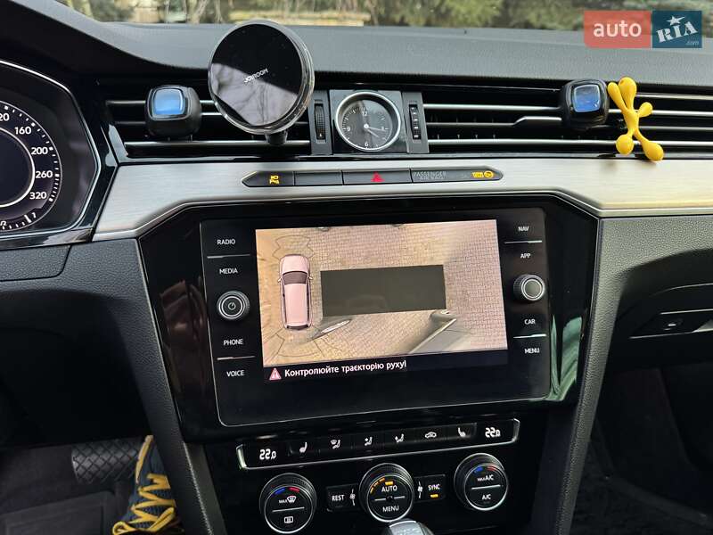 Универсал Volkswagen Passat 2017 в Ивано-Франковске