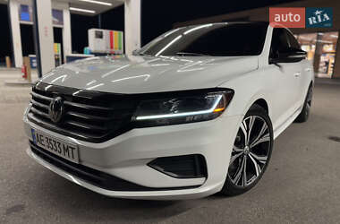 Седан Volkswagen Passat 2021 в Дніпрі