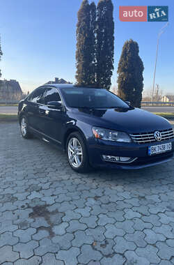 Седан Volkswagen Passat 2014 в Дубні