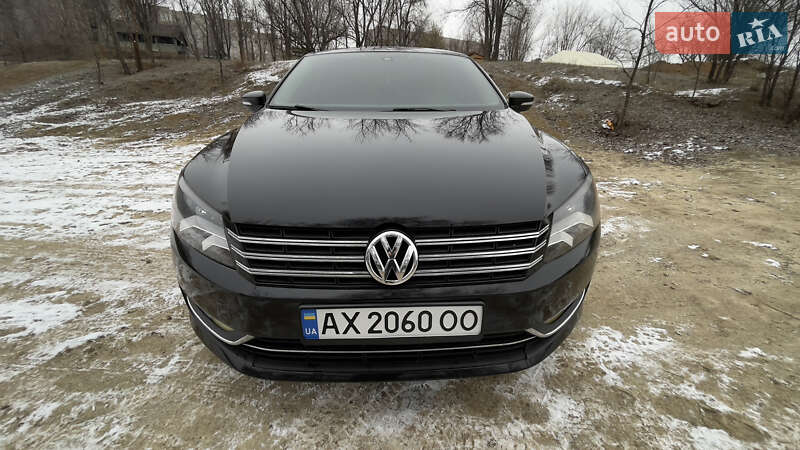 Седан Volkswagen Passat 2014 в Харькове