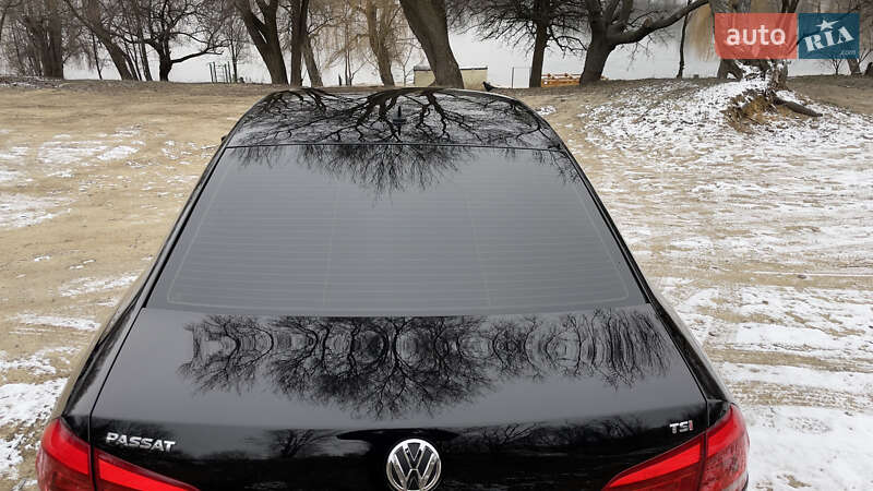 Седан Volkswagen Passat 2014 в Харькове