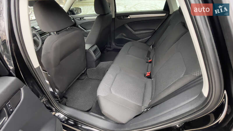 Седан Volkswagen Passat 2014 в Харькове