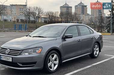 Седан Volkswagen Passat 2012 в Киеве