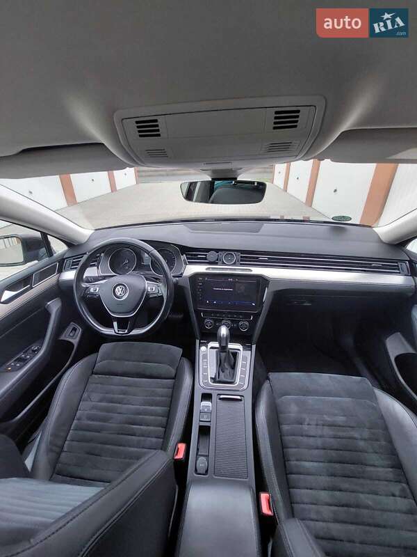 Універсал Volkswagen Passat 2017 в Луцьку