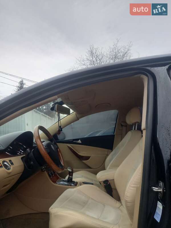 Седан Volkswagen Passat 2006 в Кельменцях