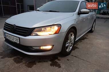 Седан Volkswagen Passat 2013 в Запоріжжі