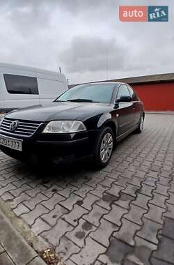 Седан Volkswagen Passat 2003 в Глинне