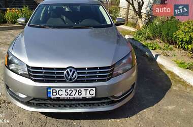 Седан Volkswagen Passat 2012 в Львові