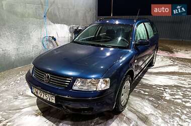 Універсал Volkswagen Passat 2000 в Києві