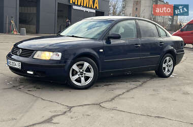 Седан Volkswagen Passat 1997 в Вінниці