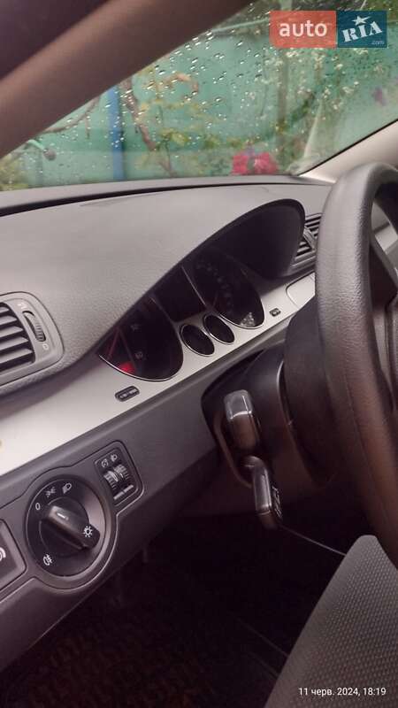 Універсал Volkswagen Passat 2008 в Вінниці