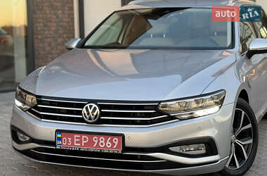 Універсал Volkswagen Passat 2020 в Києві