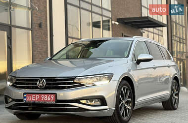 Універсал Volkswagen Passat 2020 в Києві