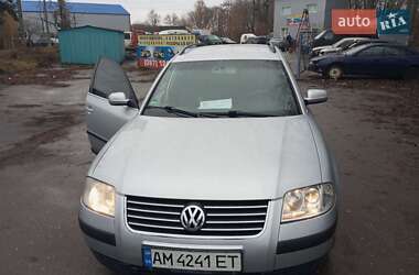 Універсал Volkswagen Passat 2001 в Житомирі