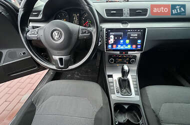 Універсал Volkswagen Passat 2011 в Рівному