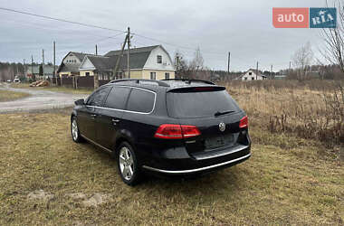 Універсал Volkswagen Passat 2012 в Олевську