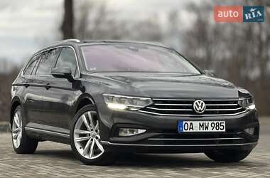 Універсал Volkswagen Passat 2020 в Дрогобичі