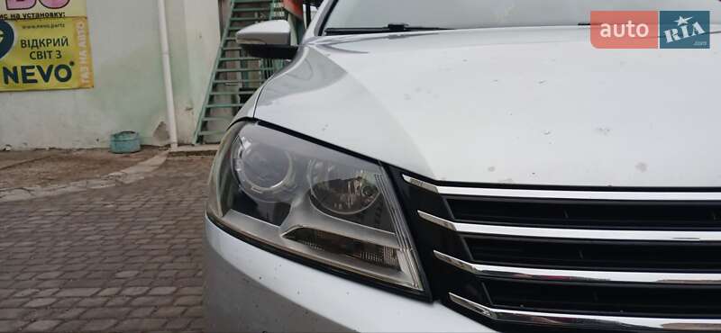 Универсал Volkswagen Passat 2013 в Старом Самборе