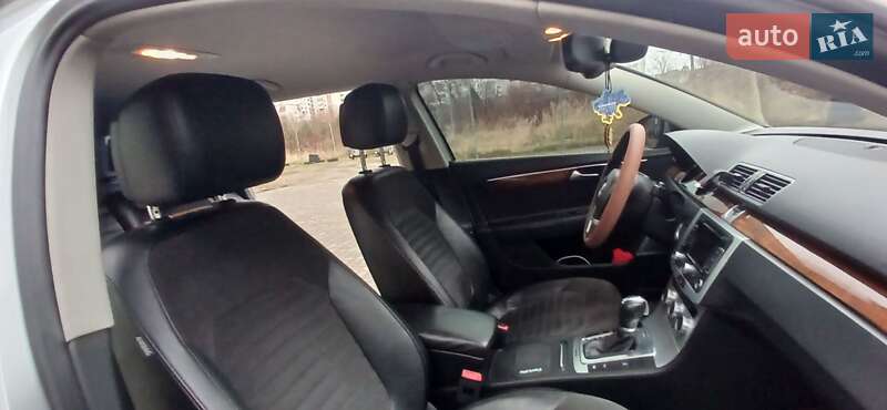 Универсал Volkswagen Passat 2013 в Старом Самборе