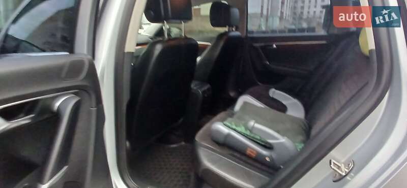 Универсал Volkswagen Passat 2013 в Старом Самборе