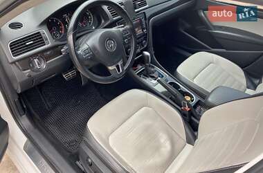 Седан Volkswagen Passat 2015 в 