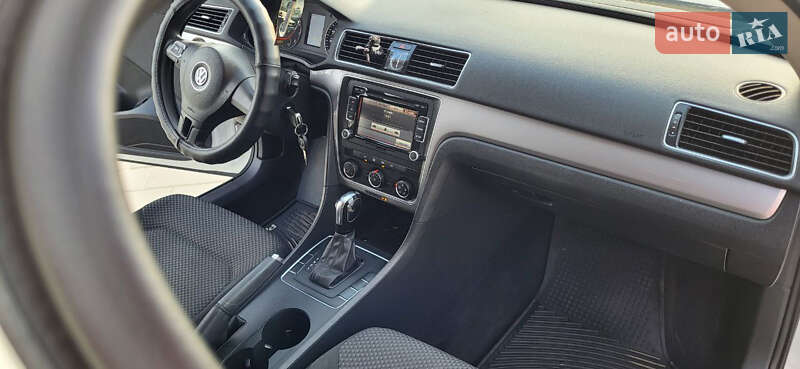 Седан Volkswagen Passat 2014 в Черкасах