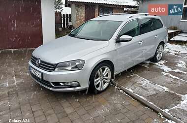 Універсал Volkswagen Passat 2011 в Львові