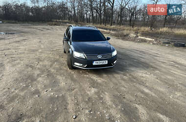 Універсал Volkswagen Passat 2012 в Кропивницькому