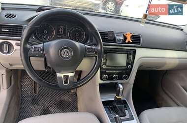 Седан Volkswagen Passat 2012 в Тернополі