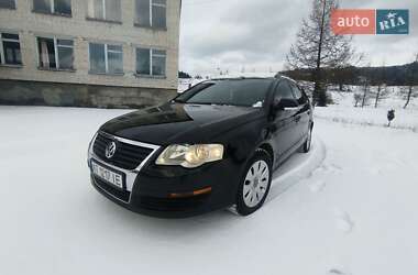 Универсал Volkswagen Passat 2006 в Львове