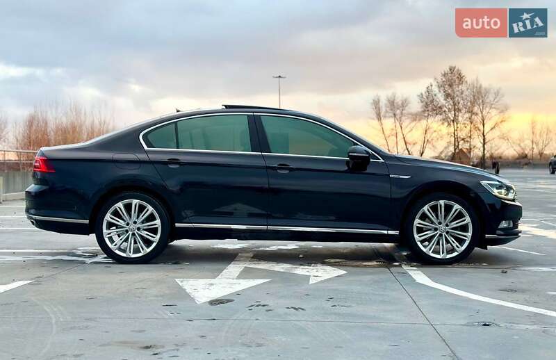 Седан Volkswagen Passat 2018 в Києві
