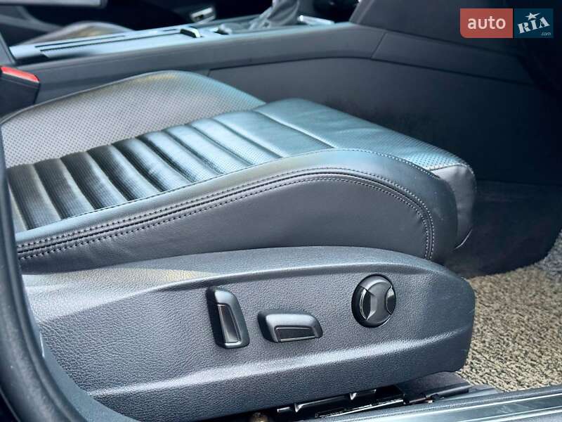 Седан Volkswagen Passat 2018 в Києві