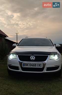 Универсал Volkswagen Passat 2009 в Владимирце