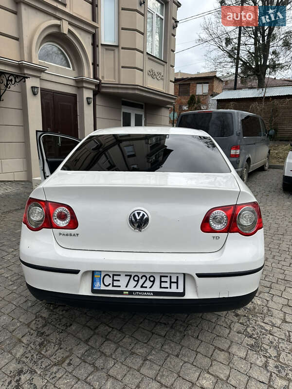 Седан Volkswagen Passat 2006 в Чернівцях