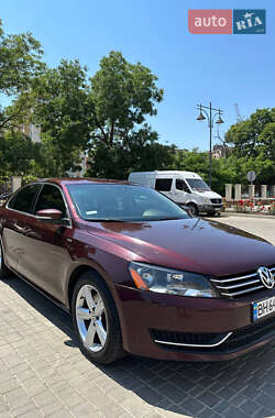 Седан Volkswagen Passat 2013 в Одесі