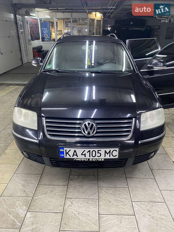 Универсал Volkswagen Passat 2004 в Киеве
