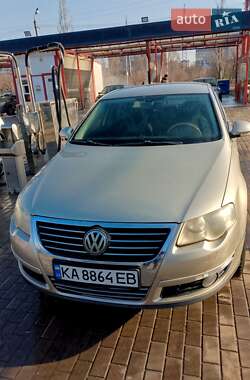 Седан Volkswagen Passat 2007 в Кривом Роге