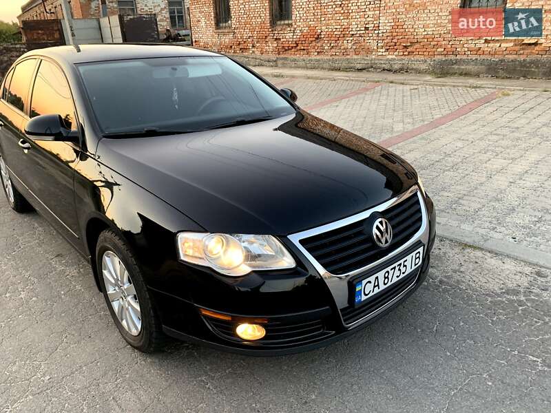 Седан Volkswagen Passat 2008 в Звенигородці