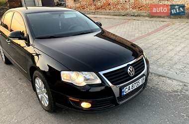 Седан Volkswagen Passat 2008 в Звенигородці