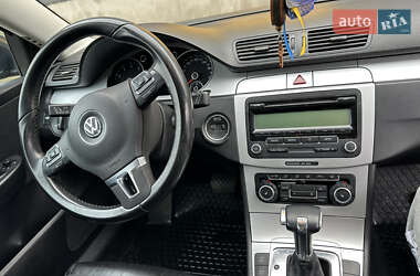 Универсал Volkswagen Passat 2010 в 