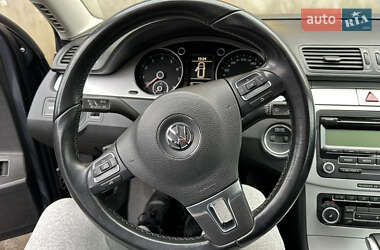 Универсал Volkswagen Passat 2010 в 