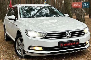 Універсал Volkswagen Passat 2014 в Сумах