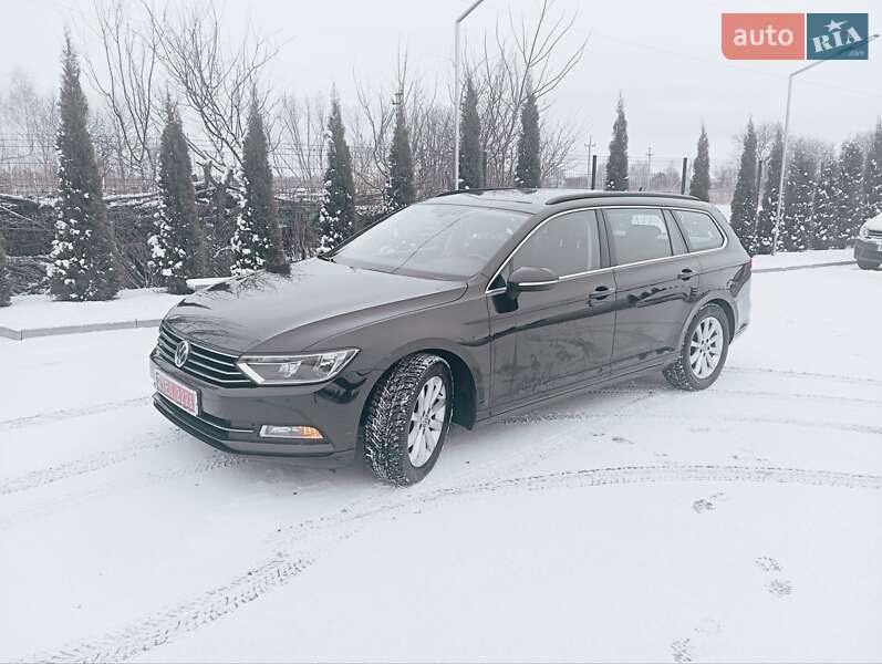 Універсал Volkswagen Passat 2015 в Почаєві