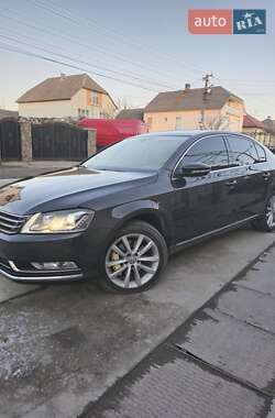 Седан Volkswagen Passat 2011 в 