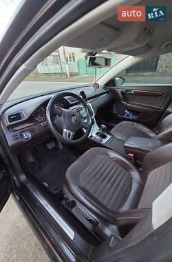 Седан Volkswagen Passat 2011 в 