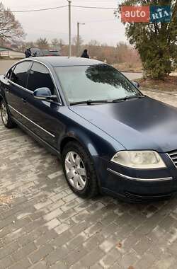 Седан Volkswagen Passat 2004 в Фастові