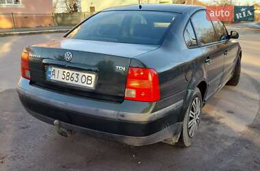 Седан Volkswagen Passat 1998 в Коломые