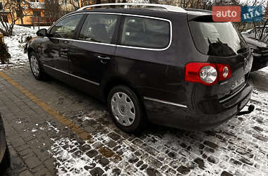 Универсал Volkswagen Passat 2010 в Березному