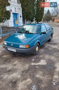 Седан Volkswagen Passat 1992 в Сумах