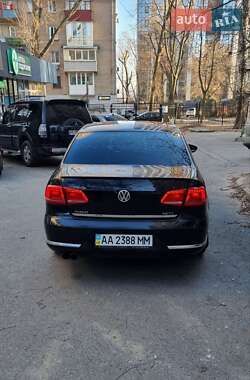 Седан Volkswagen Passat 2012 в Дніпрі